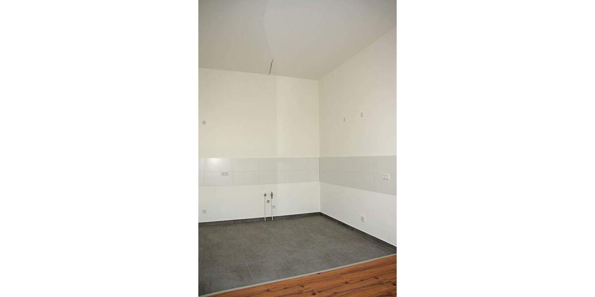 Etagenwohnung Pirna Zehista - 3 Zimmer, 98 m&sup2;, 925&euro; | Angebot:25777595