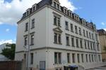 kleine 2-Zimmerwohnung in ruhiger Nebenstrasse mit Einbauküche (kann kostenfrei übernommen werden)