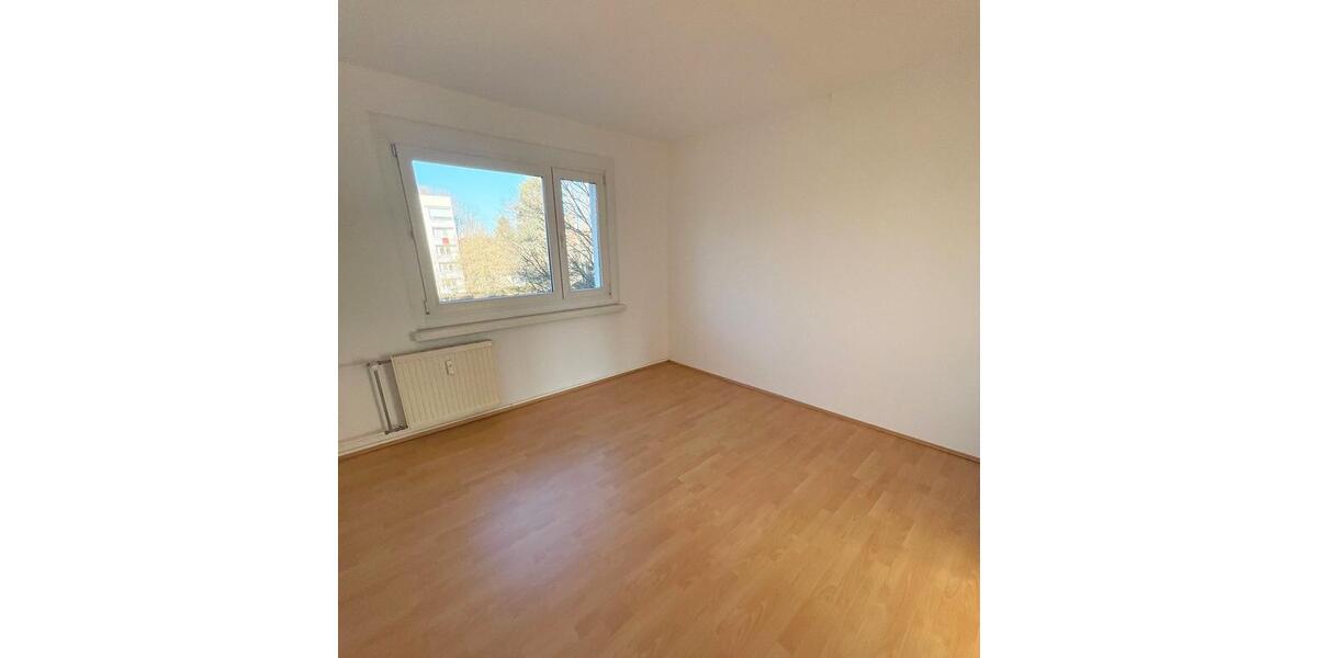 Etagenwohnung Dresden Prohlis - 3 Zimmer, 66 m&sup2;, 598&euro; | Angebot:26564877