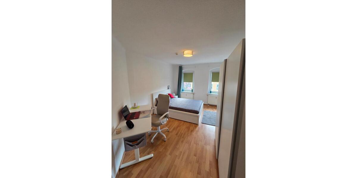 Etagenwohnung Dresden Cotta - 1 Zimmer, 29 m&sup2;, 389&euro; | Angebot:26460886