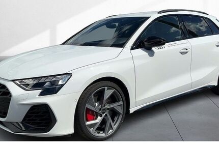 Audi S3 14.000 km 48.450 &euro; Dresden 01067