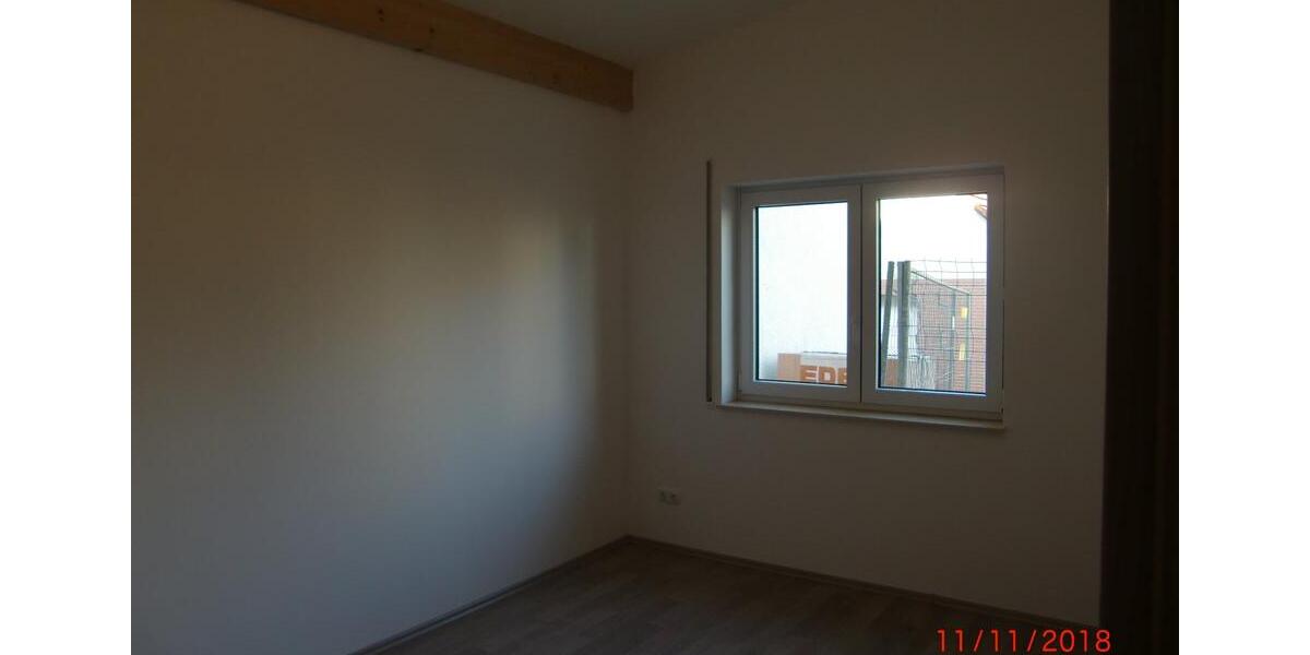 Erdgeschoßwohnung Ebersbach - 3 Zimmer, 89 m&sup2;, 712&euro; | Angebot:26322054
