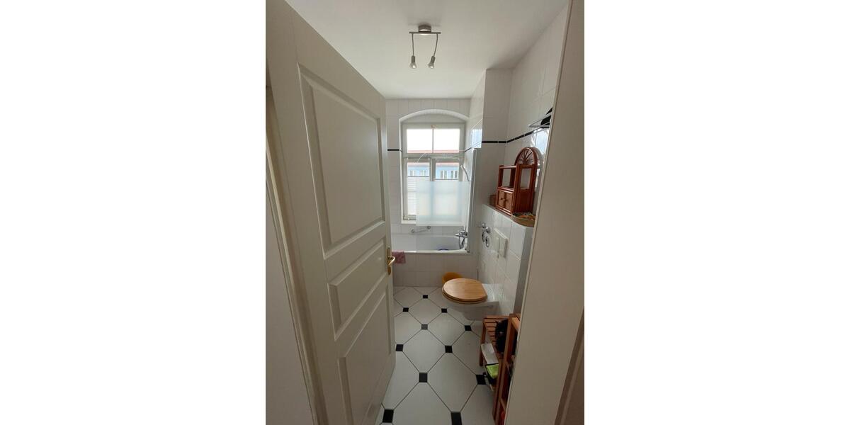 Etagenwohnung Dresden Loschwitz - 2 Zimmer, 53 m&sup2;, 199.000&euro; | Angebot:26926896
