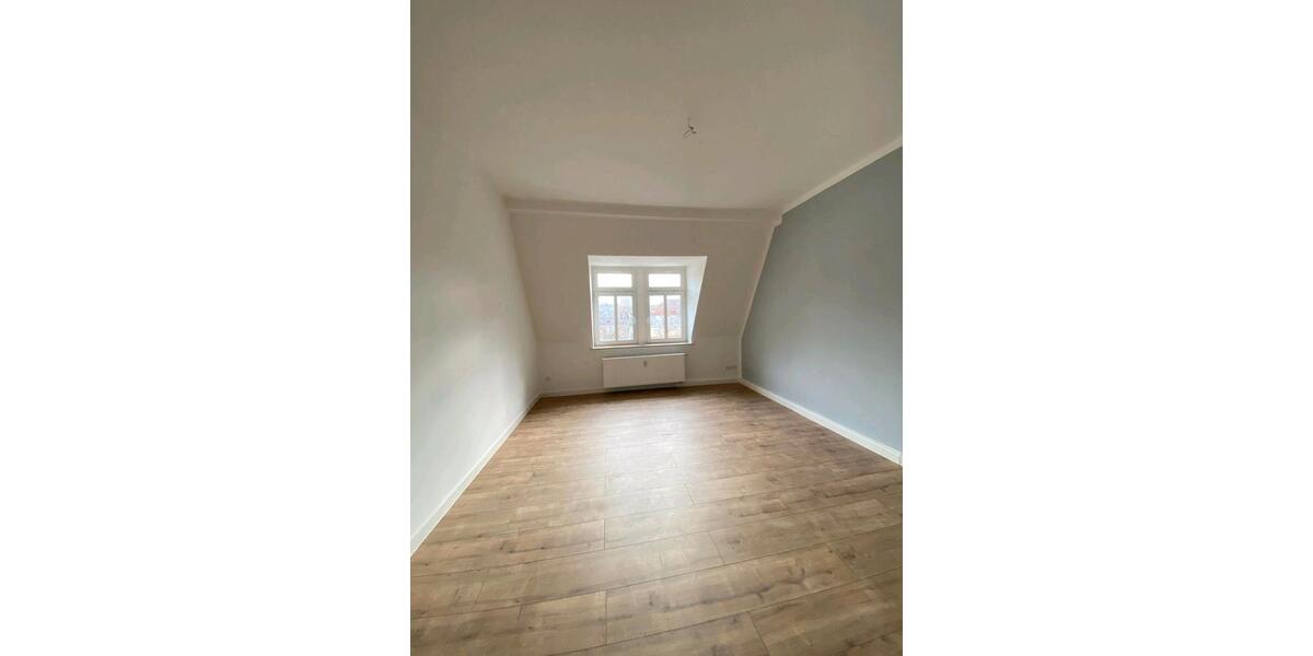 Dachgeschoßwohnung Dresden Cotta - 3 Zimmer, 74 m&sup2;, 1.030&euro; | Angebot:25790611