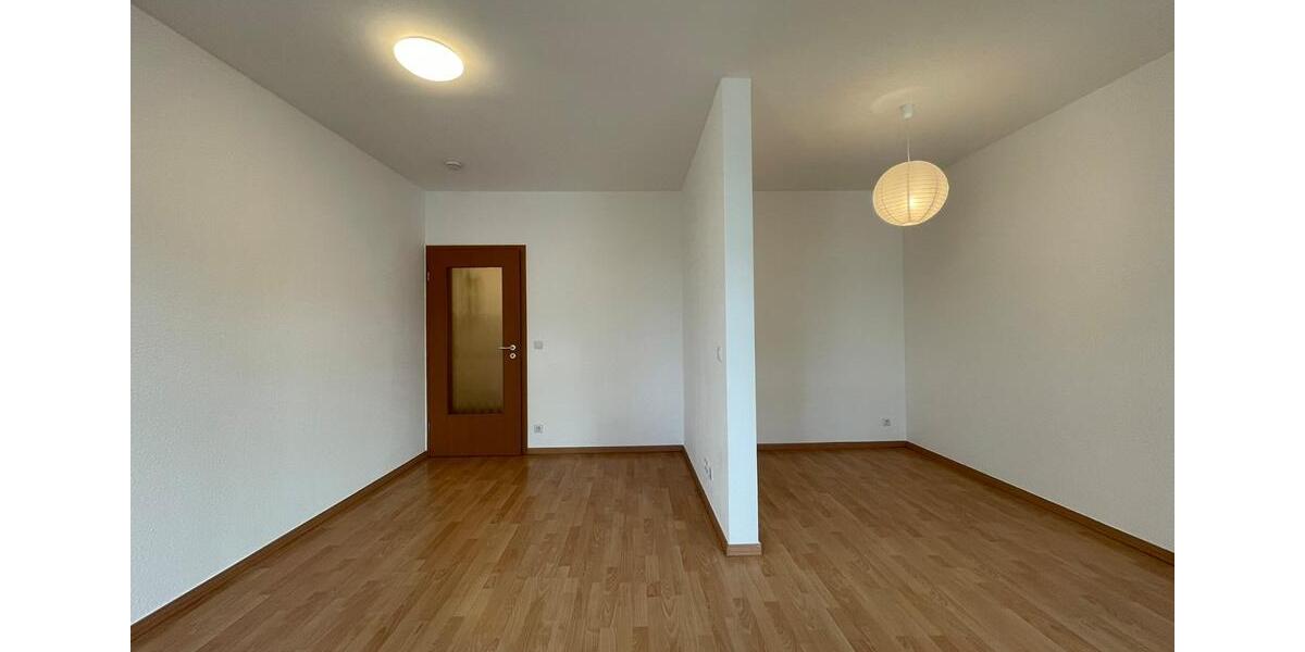 Helle 1-Raum-Wohnung in Dresden-Cotta – frei ab Februar 1 zimmer