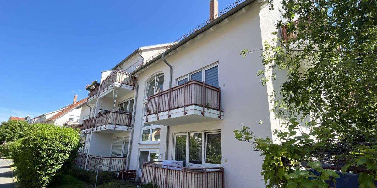 Etagenwohnung Dresden Schönfeld-Weißig - 2 Zimmer, 42 m&sup2;, 110.000&euro; | Angebot:27108382