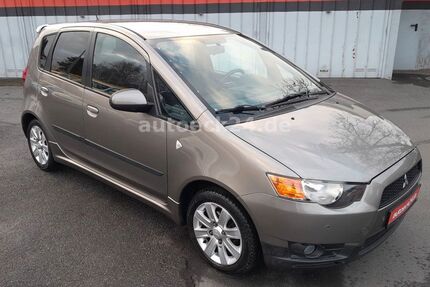 Mitsubishi Colt 109.600 km 6.395 &euro; Dresden 01279