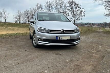 VW Touran 93.000 km 24.300 &euro; Dresden 01326