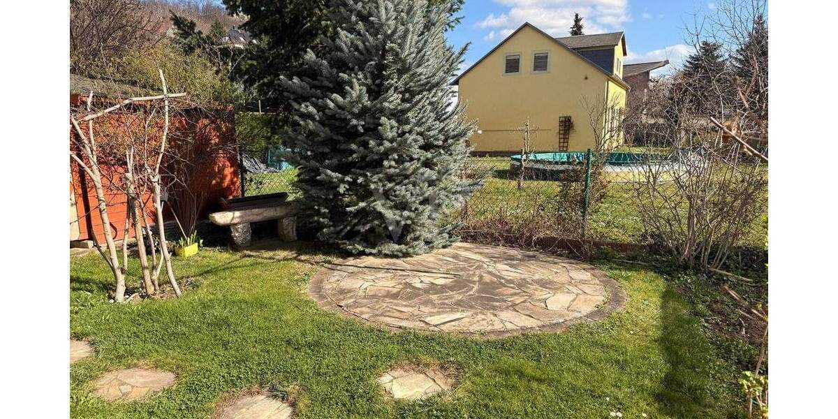 Einfamilienhaus Radebeul - 8 Zimmer, 180 m&sup2;, 520.000&euro; | Angebot:25815561