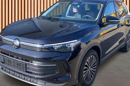 VW Tiguan 24.829 km 33.980 € Dresden/Weißig 01328