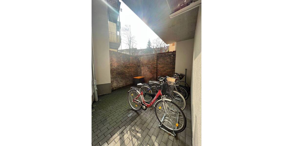 Etagenwohnung Dresden Gruna - 3 Zimmer, 80 m&sup2;, 1.100&euro; | Angebot:26930415