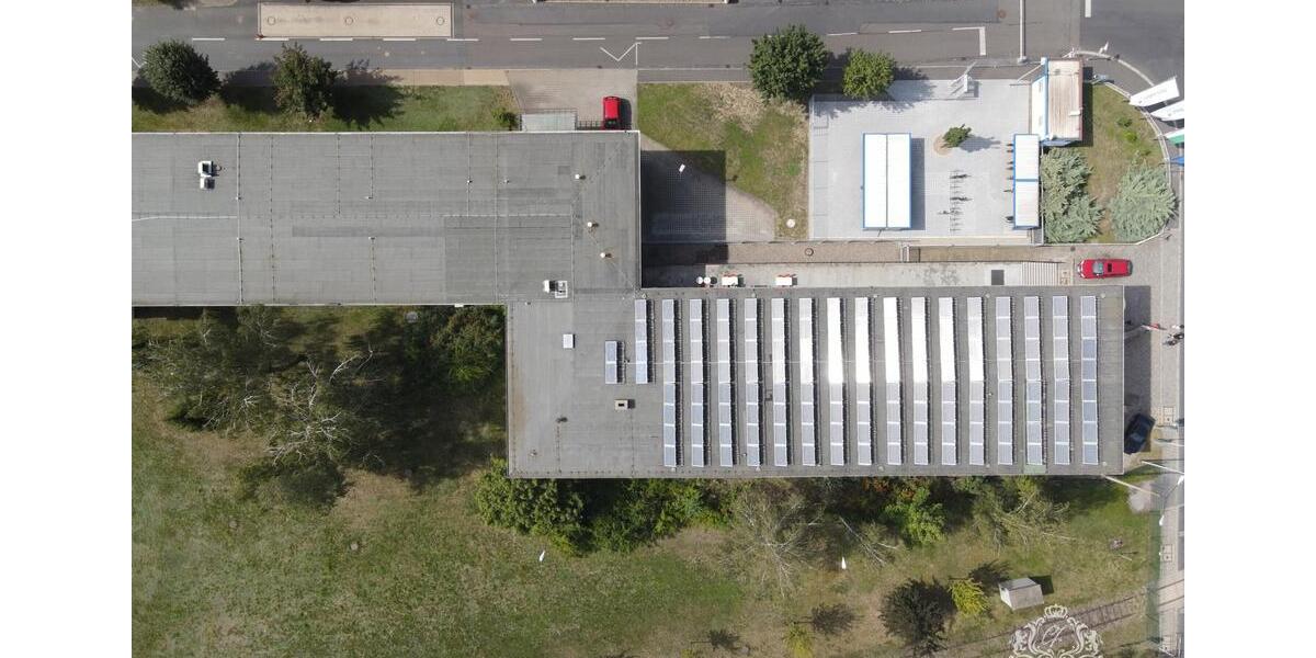 MULTIFUNKTIONALE GEWERBEFLÄCHE - ca. 280 m² zimmer