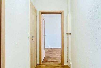 Wohnung Freital Zauckerode - 2 Zimmer, 49 m&sup2;, 330&euro; | Angebot:25836139