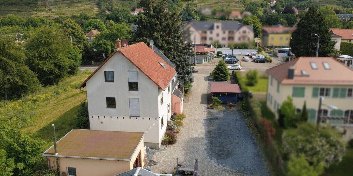 Einfamilienhaus Radebeul - 7 Zimmer, 216 m&sup2;, 749.000&euro; | Angebot:26879130
