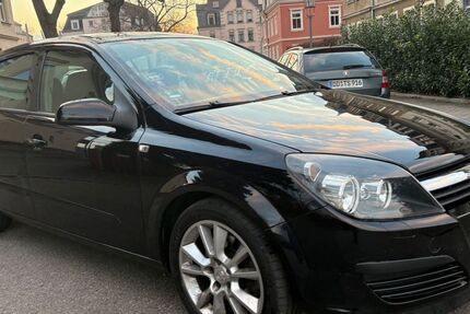 Opel Astra 164.000 km 2.500 € Dresden 01139