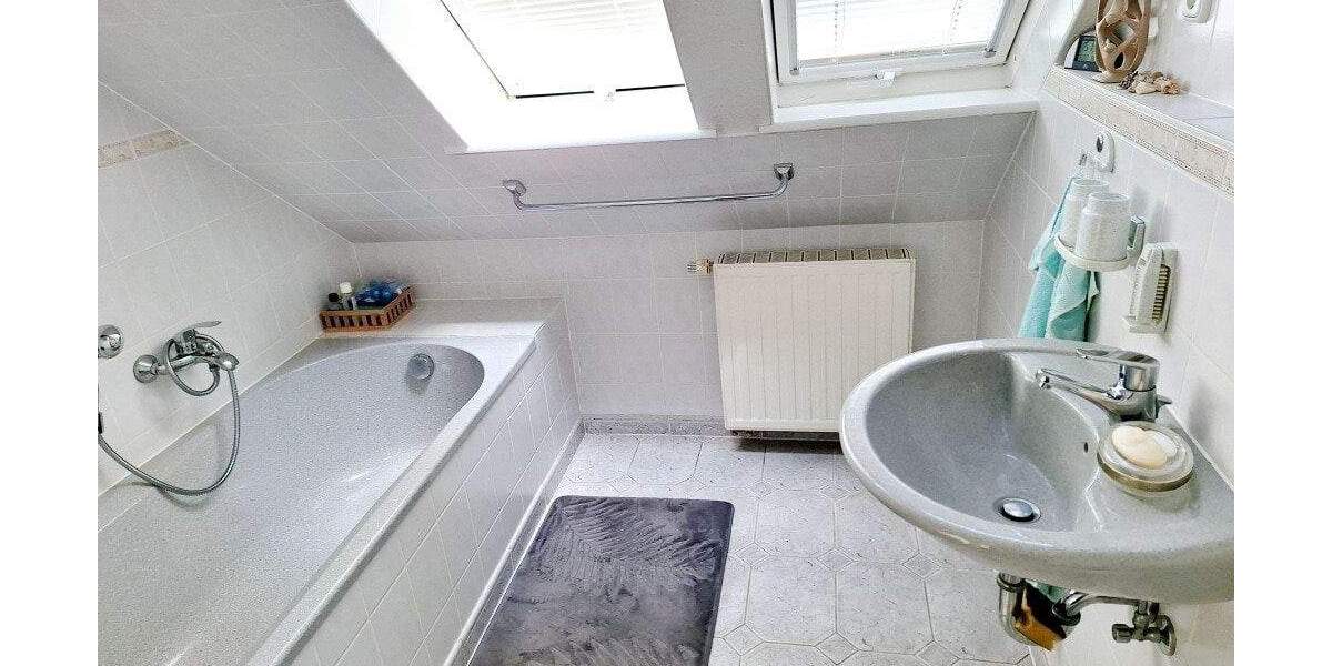 Reihenmittelhaus Pirna - 5 Zimmer, 120 m&sup2;, 350.000&euro; | Angebot:25743896
