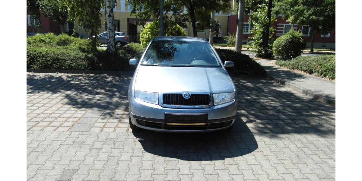 Skoda Fabia 98.660 km 2.899 &euro; Dresden 01237
