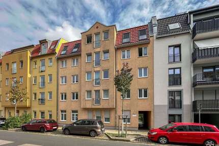 Wohnung zum Kaufen in Dresden 125.000 € 57.29 m²