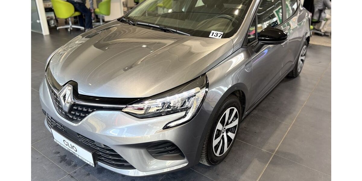 Renault Clio 28.497 km 18.490 &euro; Dresden 01139