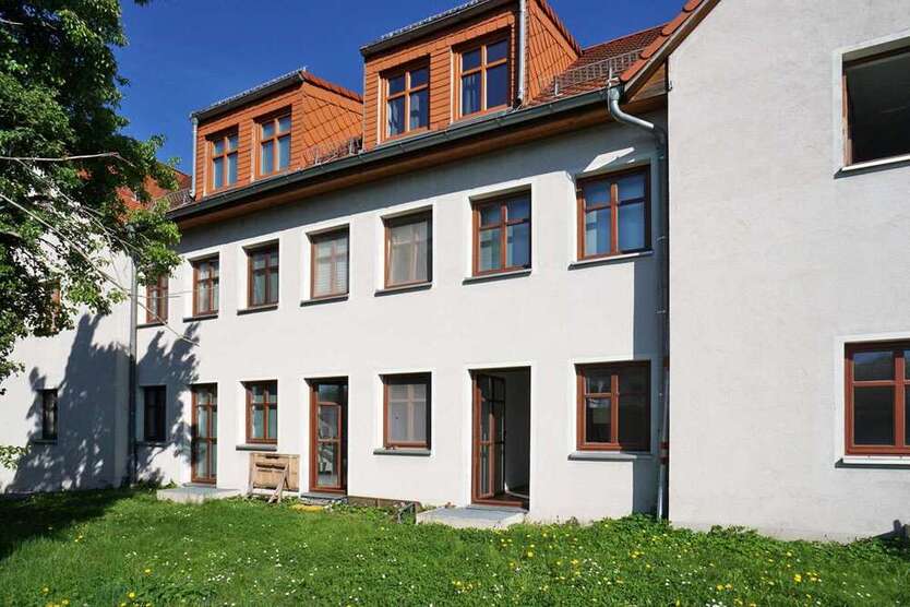 Wohnung zum Mieten in Dresden 230 € 19.43 m²