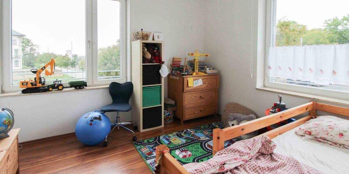 Etagenwohnung Dresden Radeberger Vorstadt - 4 Zimmer, 95 m&sup2;, 399.000&euro; | Angebot:24825211