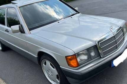 Mercedes-Benz 190 274.250 km 12.990 &euro; Radebeul 01445