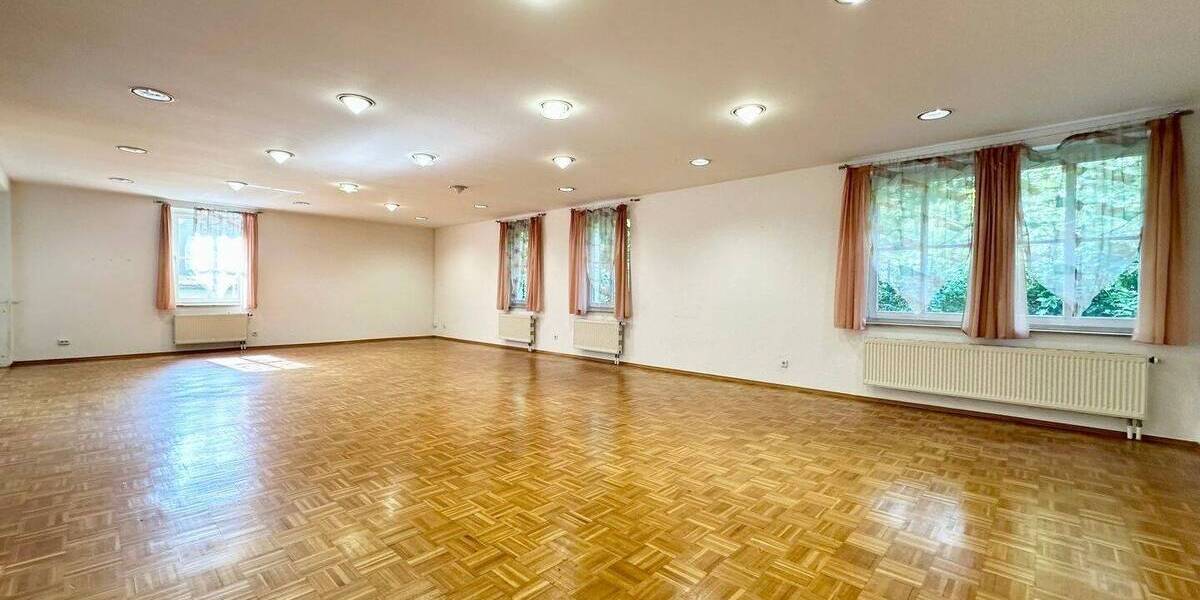Gewerbeobjekt Dresden Radeberger Vorstadt - 6 Zimmer, 270 m&sup2;, 530.000&euro; | Angebot:25707388