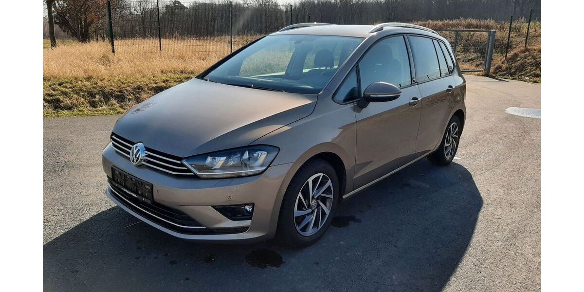 VW Golf Sportsvan 29.000 km 13.990 &euro; Dresden 01259