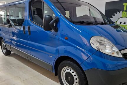 Opel Vivaro 155.000 km 11.990 € Dresden 01139