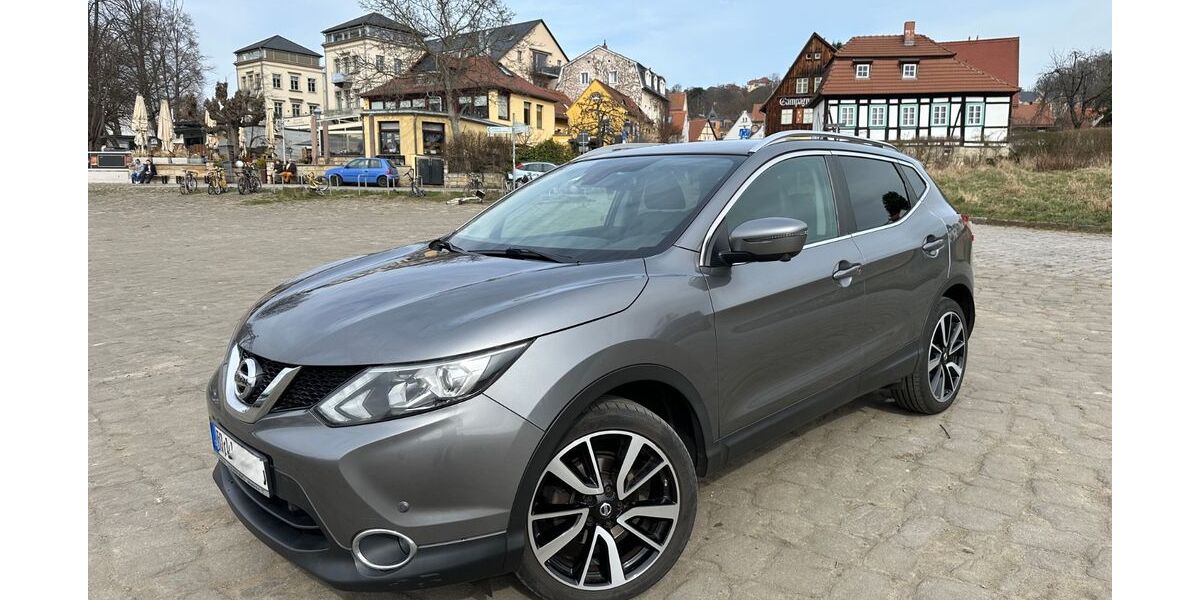 Nissan Qashqai 127.000 km 11.900 &euro; Dresden 01259