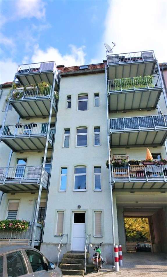 Wohnung zum Mieten in Radeberg 340 € 48.62 m²