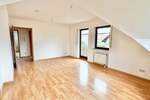 Bezugsfreie 2-Zimmer-Dachgeschosswohnung! Balkon! TG-Doppelparker oben! 2 zimmer