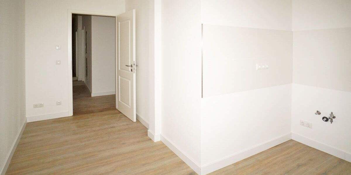Etagenwohnung Freital / Saalhausen Saalhausen - 4 Zimmer, 123 m&sup2;, 1.250&euro; | Angebot:24685811