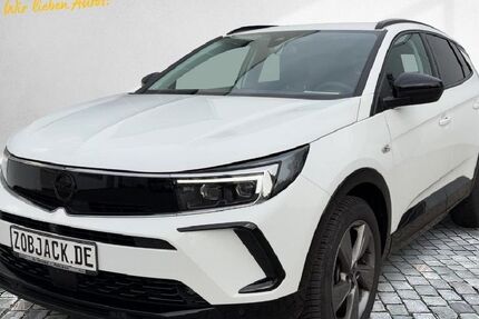 Opel Grandland (X) 34.523 km 23.860 &euro; Pirna 01796