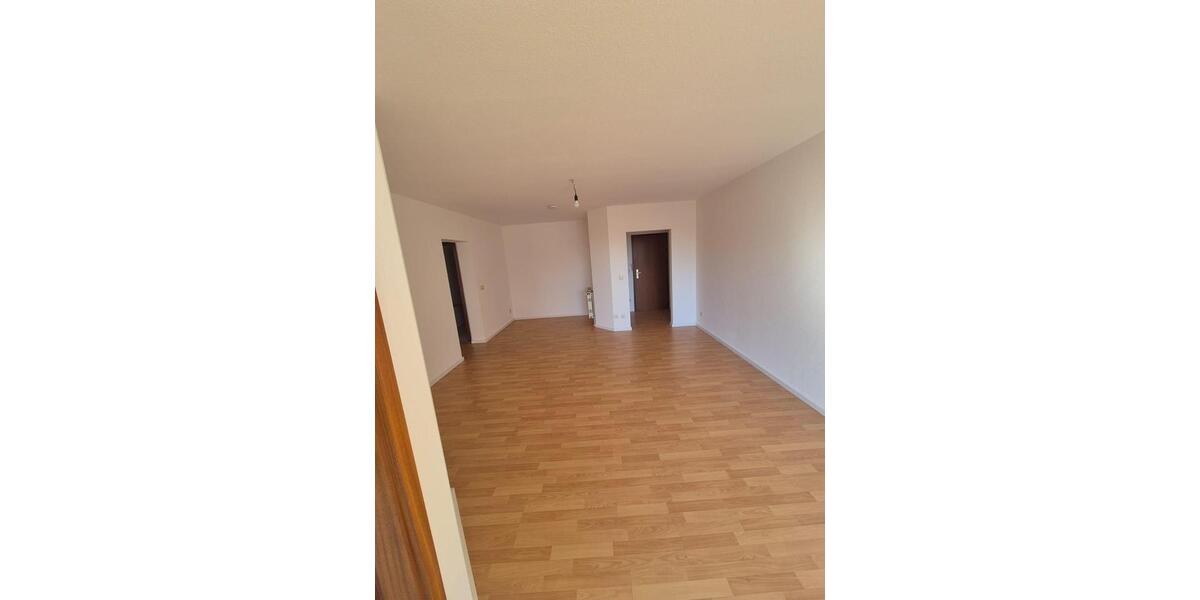 Etagenwohnung Radeberg - 2 Zimmer, 58 m&sup2;, 668&euro; | Angebot:26461385