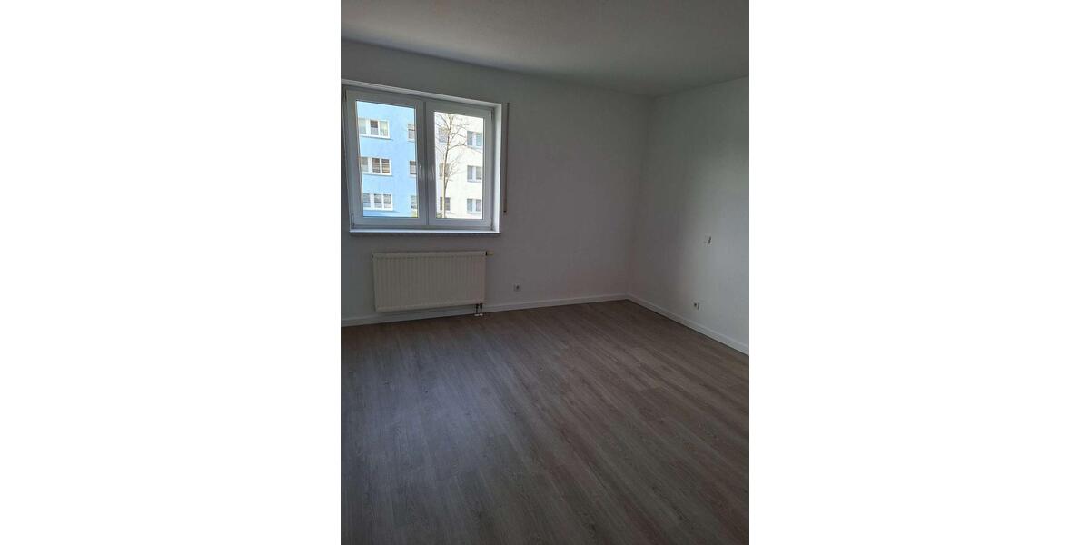Etagenwohnung Dippoldiswalde - 3 Zimmer, 82 m&sup2;, 542&euro; | Angebot:26355002