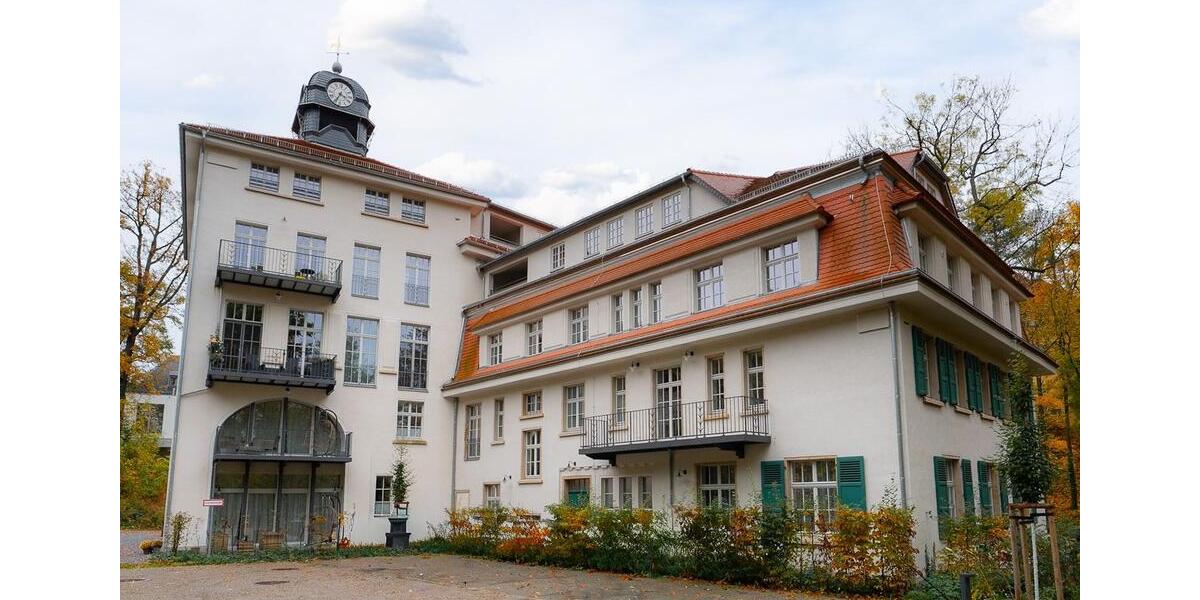 Etagenwohnung Dresden Loschwitz - 6 Zimmer, 216 m&sup2;, 2.700&euro; | Angebot:23432214