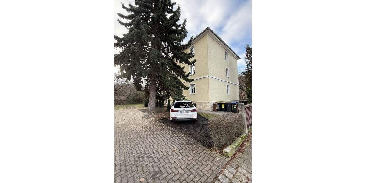 Luxus Erdgeschosswohnung mit 20 m² Terrasse & Garten - hochwertig saniert, ruhig, privat - prov-frei 3 zimmer