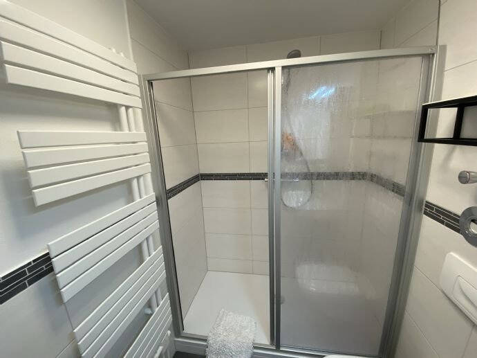Etagenwohnung Dresden Gruna - 3 Zimmer, 62 m&sup2;, 179.000&euro; | Angebot:26595085