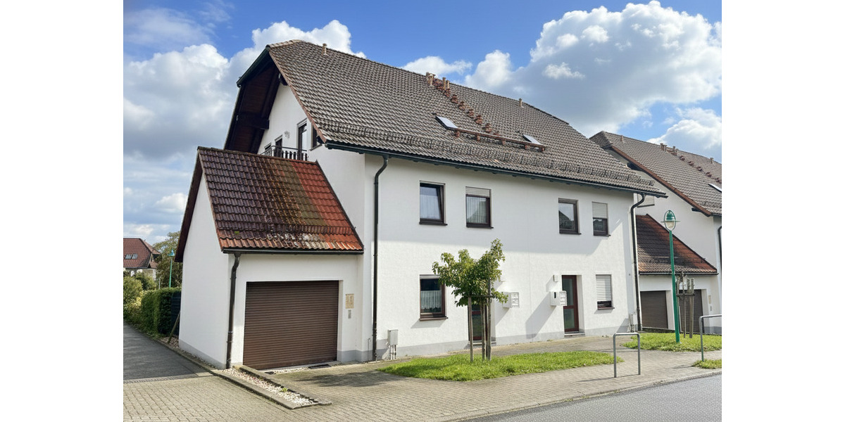 Bezugsfreie 2-Zimmer-Dachgeschosswohnung! Balkon! TG-Doppelparker oben! 2 zimmer