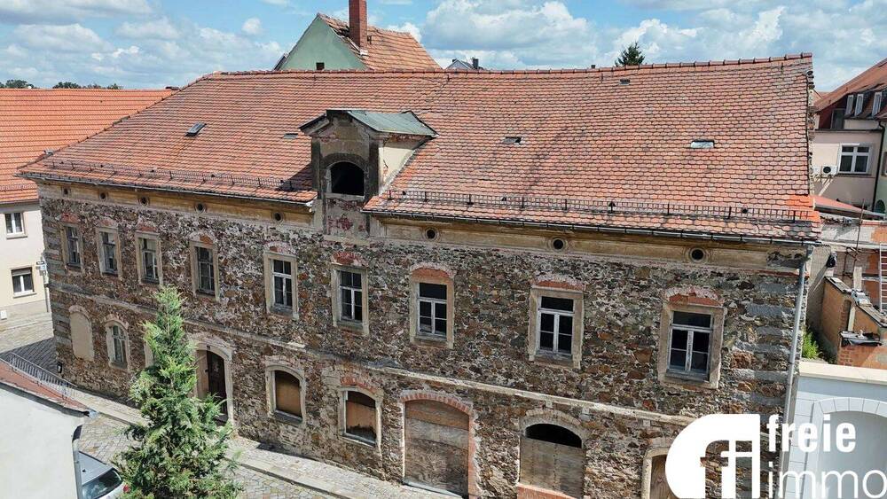 Mehrfamilienhaus, Wohnhaus Radeburg - 1 Zimmer, 394 m&sup2;, 195.000&euro; | Angebot:25768799