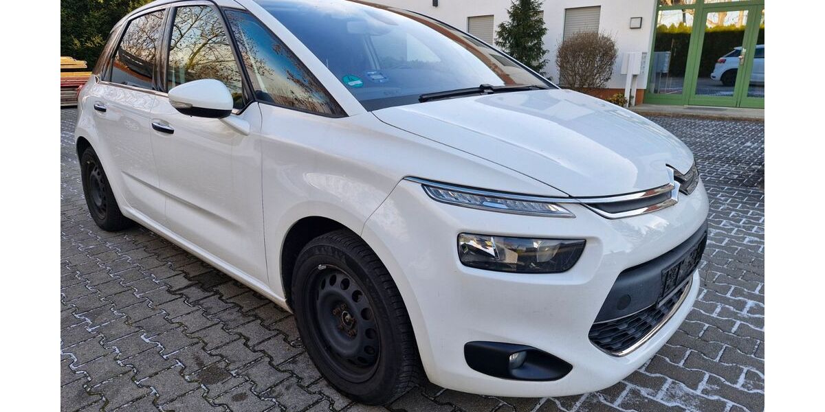 Citroen C4 Picasso 99.189 km 5.999 &euro; Dresden 01097