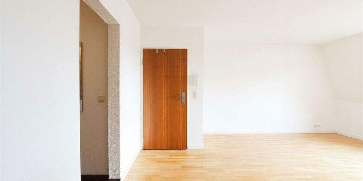 Etagenwohnung Dresden Löbtau-Nord - 3 Zimmer, 68 m&sup2;, 225.000&euro; | Angebot:25928029