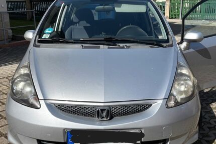 Honda Jazz 173.000 km 1.300 &euro; Dresden 01129