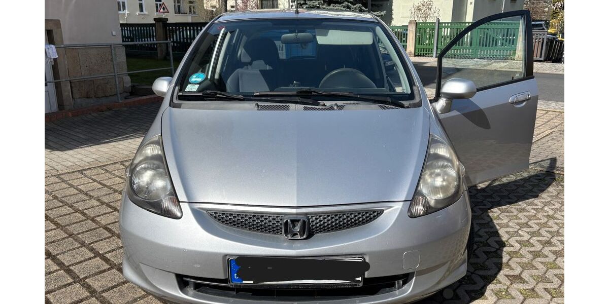 Honda Jazz 173.000 km 1.300 &euro; Dresden 01129