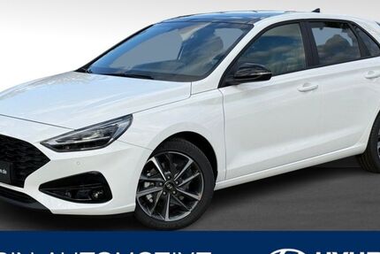 Hyundai i30 9.900 km 28.990 &euro; Dresden 01219