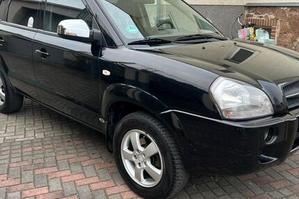 Hyundai TUCSON 175.000 km 3.999 &euro; Dresden 01139