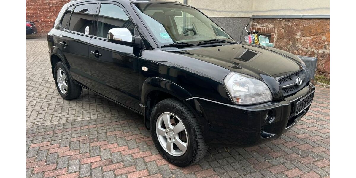 Hyundai TUCSON 175.000 km 3.999 &euro; Dresden 01139
