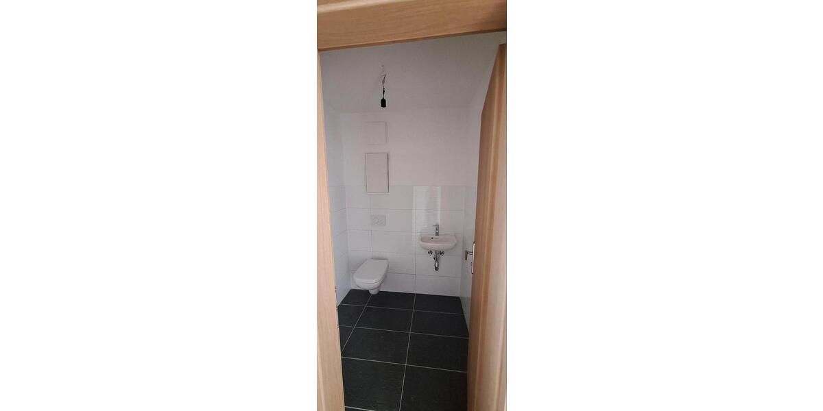 Etagenwohnung Bannewitz - 3 Zimmer, 98 m&sup2;, 1.350&euro; | Angebot:26661283