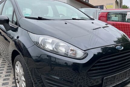 Ford Fiesta 122.950 km 4.900 &euro; Bannewitz 01728
